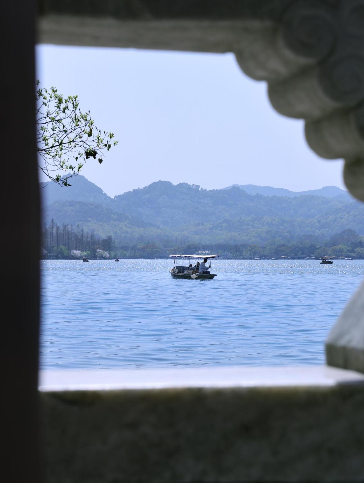 Crowne Plaza Hangzhou Qiantang - The Subway Can Reach The West Lake Scenic Area As Well As The Airport And High-Speed Rail Station, Adjacent To Jinsha Lake And Longfor Paradise Walk Kültér fotó